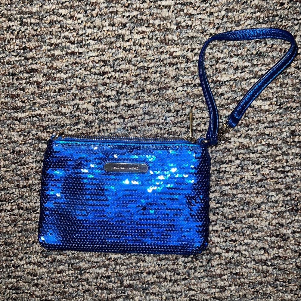 Michael Kors wristlet